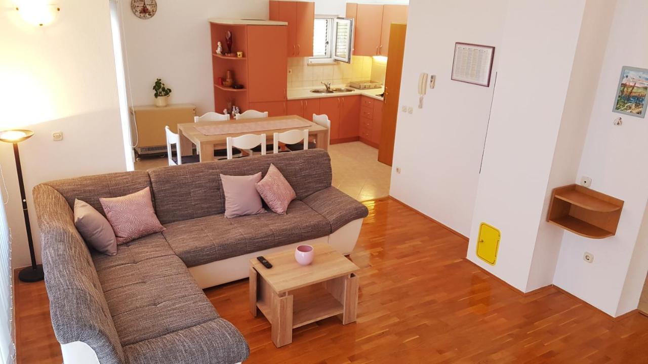 Apartments Edita Makarska Buitenkant foto