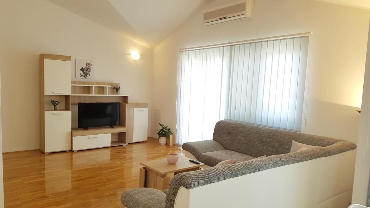 Apartments Edita Makarska Buitenkant foto