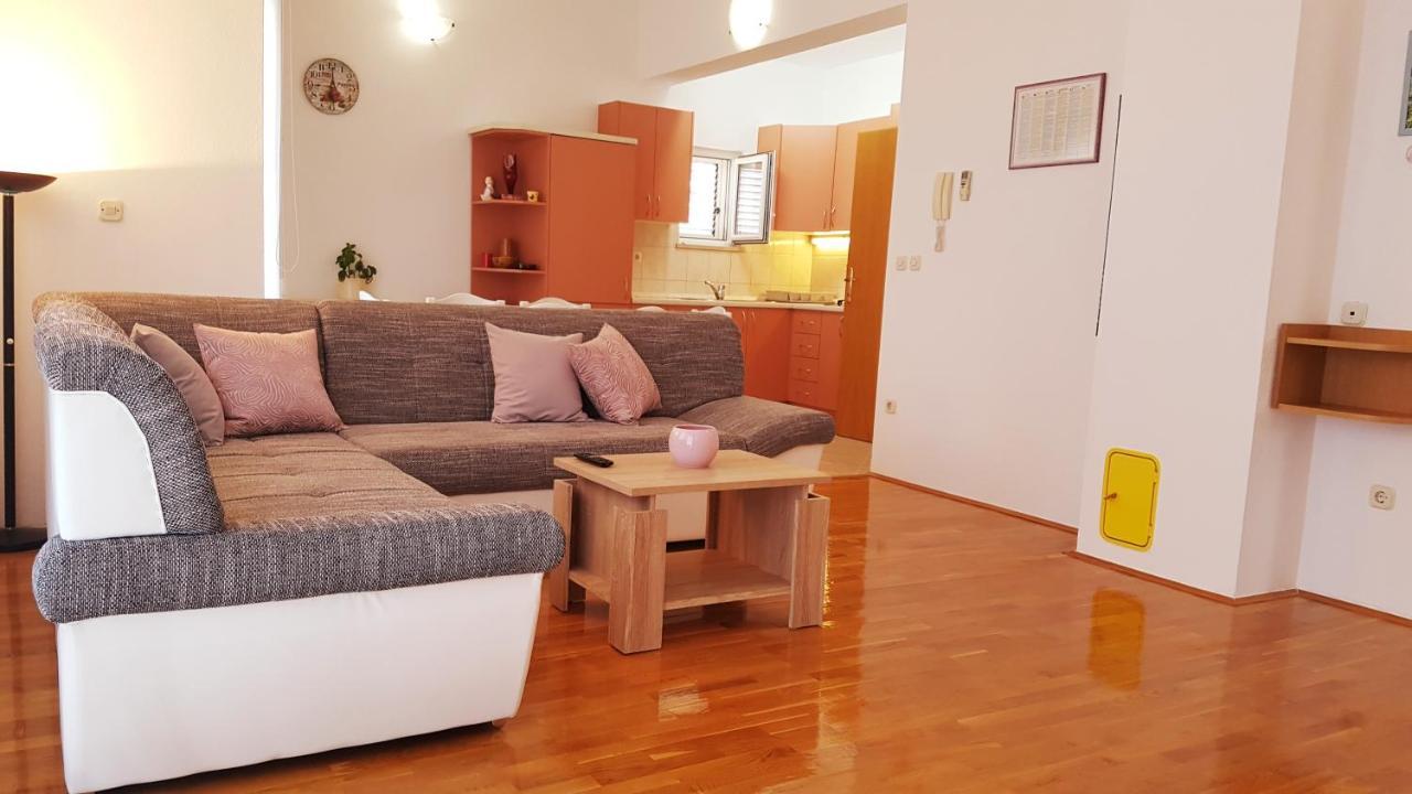 Apartments Edita Makarska Buitenkant foto